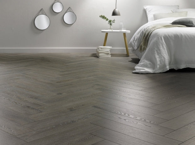 Parchet laminat Alsapan 542 Chokeberry Oak Herringbone